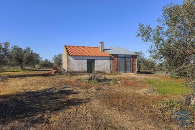 /international/pt/granja-e-vila-cha-da-beira-evora-310098736451/