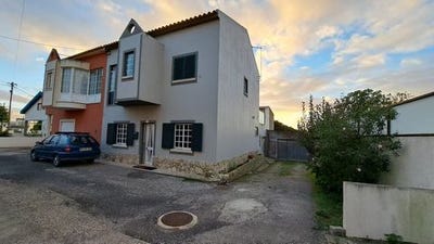 /international/pt/peniche-leiria-120089943694/