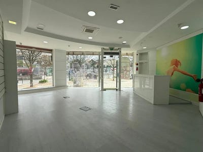/international/pt/praca-gil-vicente-10-a-almada-setubal-municipality-310108481745/