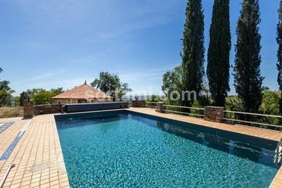 /international/pt/loule-faro-310108898635/