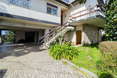 /international/pt/r-outeirinhos-63-a-marinha-grande-leiria-310108831271/