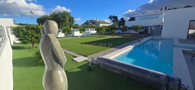 /international/pt/rua-diogo-bernardes-sao-lourenco-portugal-azeitao-sao-lourenco-e-sao-simao-setubal-municipality-310108619569/