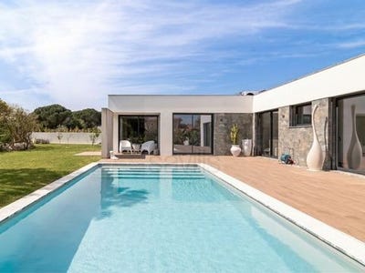 /international/pt/cezaredas-lourinha-lisbon-310106833760/