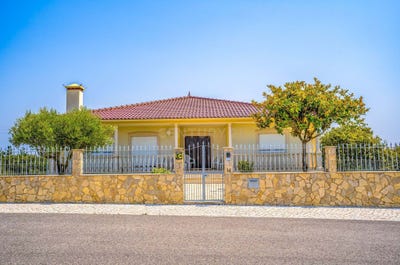 /international/pt/rua-pedra-da-aia-14-nadadouro-portugal-nadadouro-leiria-310107676478/