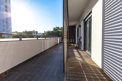 /international/pt/rua-do-leme-2-lisbon-portugal-parque-das-naes-lisbon-310107739806/