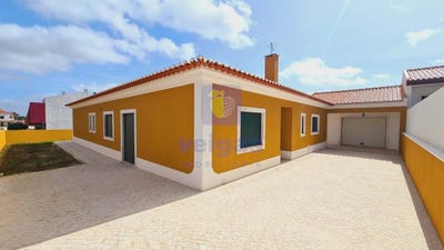 /international/pt/cadaval-e-pero-moniz-lisbon-310094777963/