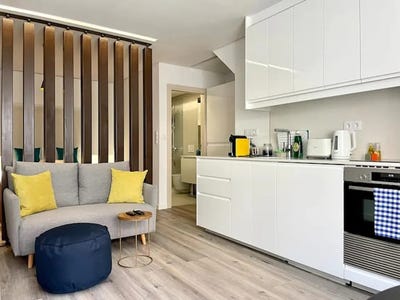 /international/pt/rua-doutor-miguel-bombarda-seixal-setubal-municipality-310093856780/