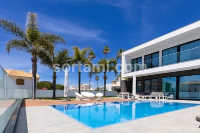 /international/pt/albufeira-faro-310107237242/