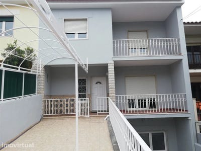 /international/pt/carcavelos-e-parede-lisbon-310108949580/