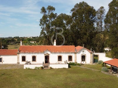 /international/pt/crato-e-martires-portalegre-310103584073/