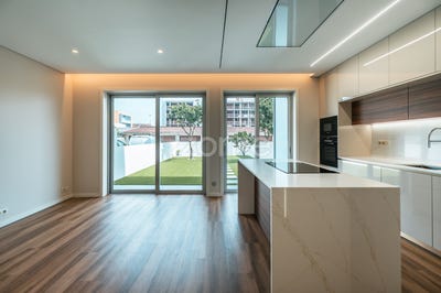 /international/pt/povoa-de-varzim-porto-310100438006/?lang=id