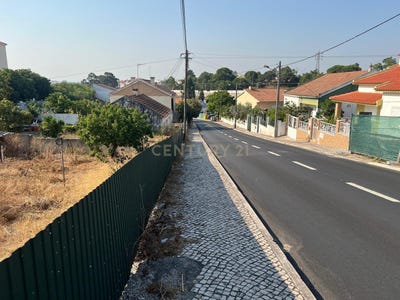 /international/pt/rua-vale-de-flores-65-almada-portugal-laranjeiro-e-feijo-setubal-municipality-310101323391/