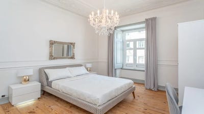 /international/pt/rua-tenente-ferreira-durao-lisbon-lisbon-310093873918/
