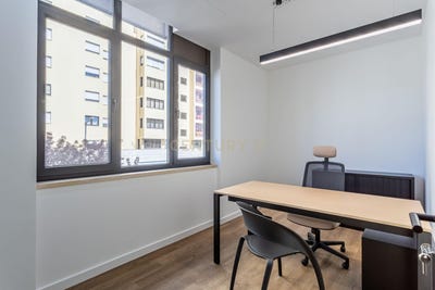 /international/pt/rua-cooperativa-a-sacavenense-27-sacavem-portugal-sacavem-e-prior-velho-lisbon-310108940376/