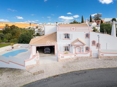 /international/pt/faro-albufeira-guia-portugal-albufeira-faro-310105025852/
