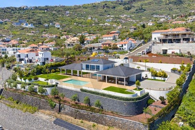 /international/pt/arco-da-calheta-madeira-310108466079/