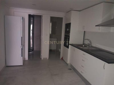 /international/pt/rua-miguel-bombarda-no19-corroios-portugal-corroios-setubal-municipality-310105187287/