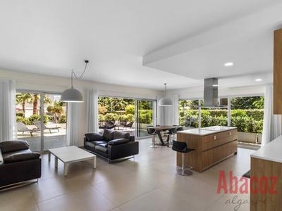 /international/pt/albufeira-faro-310108565911/