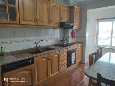 /international/pt/rua-do-vale-churido-28-braganca-portugal-se-setubal-municipality-310103095481/