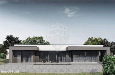 /international/pt/milheiros-de-poiares-aveiro-310100662727/