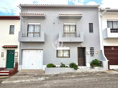 /international/pt/nazare-leiria-310107980040/