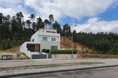 /international/pt/ourem-santarem-120067792571/