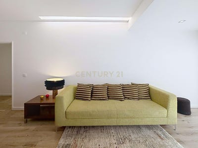 /international/pt/av-vieira-guimaraes-47-nazare-portugal-nazare-leiria-310106994047/