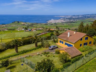 /international/pt/santa-cruz-azores-310107561219/