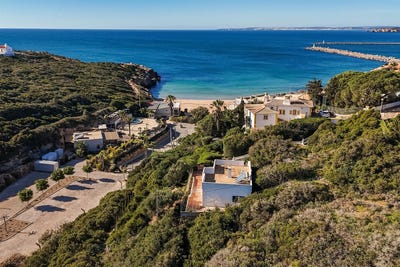 /international/pt/ferragudo-faro-310097153000/