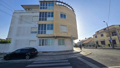 /international/pt/casal-de-cambra-lisbon-310100670626/