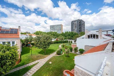 /international/pt/passeio-das-gaveas-11-lisbon-portugal-parque-das-naes-lisbon-310103538209/