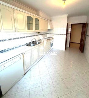 /international/pt/algueirao-mem-martins-sintra-lisbon-310108429027/