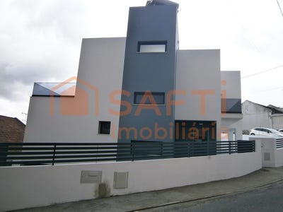 /international/pt/alverca-do-ribatejo-e-sobralinho-lisbon-310100484621/