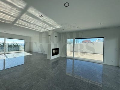 /international/pt/paradela-santo-antonio-de-cavaleiros-loures-lisbon-120089925347/