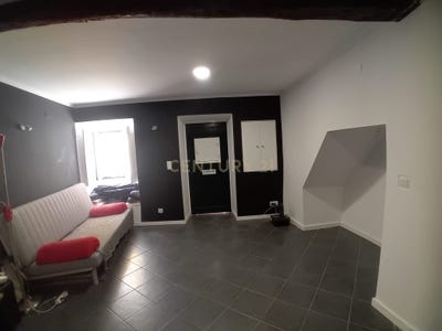 /international/pt/estrela-lisbon-310099342065/