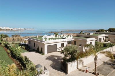 /international/pt/montenegro-faro-310100915267/?lang=zh-cn