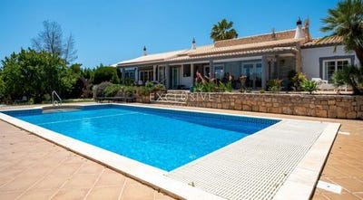 /international/pt/carvoeiro-lagoa-faro-310101534280/?lang=it