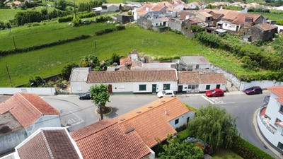 /international/pt/rua-traves-de-cima-4-ilha-de-sao-miguel-azores-310107524011/