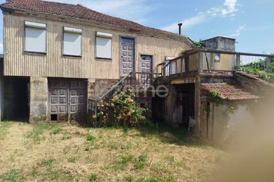 /international/pt/castro-daire-viseu-310101898096/