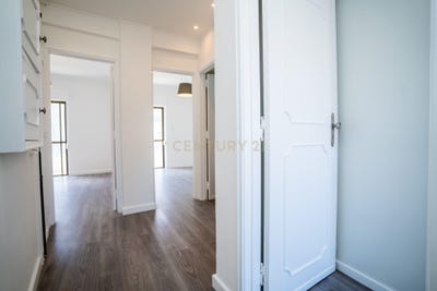 /international/pt/rua-1º-de-dezembro-amadora-portugal-venteira-lisbon-310108521646/