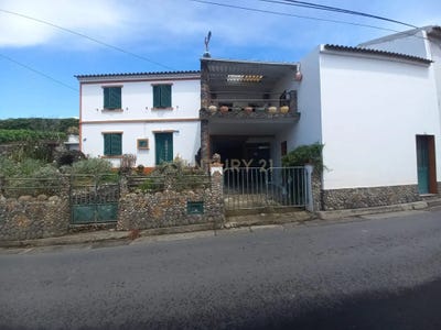 /international/pt/carreira-antonio-de-melo-23-ponta-garca-portugal-ilha-de-sao-miguel-azores-310107912373/