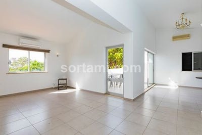 /international/pt/loule-faro-120087012409/