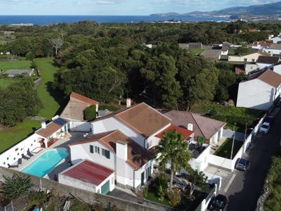 /international/pt/fenais-da-luz-azores-310108305196/