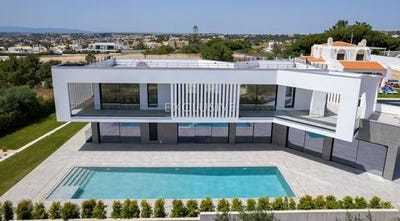/international/pt/gale-albufeira-faro-310103348985/
