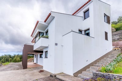 /international/pt/santa-cruz-madeira-310108277039/
