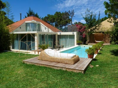 /international/pt/cascais-e-estoril-lisbon-310104226070/