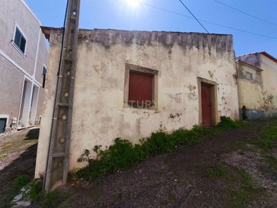 /international/pt/rua-das-barrocas-moita-dos-ferreiros-portugal-moita-dos-ferreiros-lisbon-310105189145/