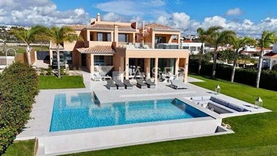 /international/pt/albufeira-faro-310105995119/