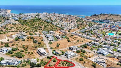 /international/pt/albufeira-e-olhos-de-agua-algarve-310101417041/?lang=it