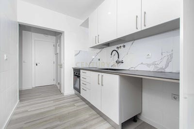 /international/pt/r-m-f-a-11-1-d-vialonga-lisbon-310109218992/